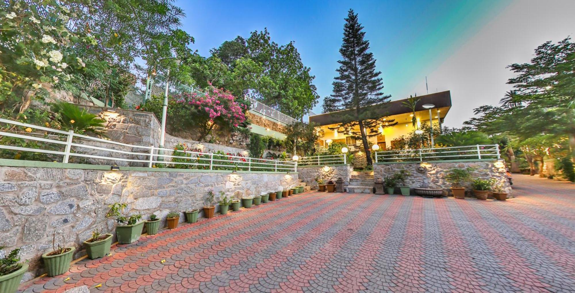 Hari Niwas - A Boutique Garden Resort Mount Abu Exterior photo